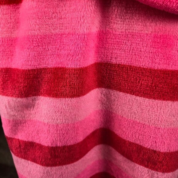 Em & Alfie One Size Red Pink Striped Plush Robe "Oh What Fun" Sequins on Back - Picture 10 of 13